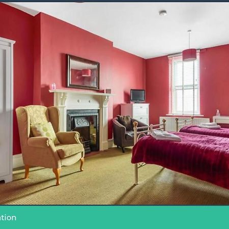 Portland House Hotel Ландриндод Уелс Екстериор снимка