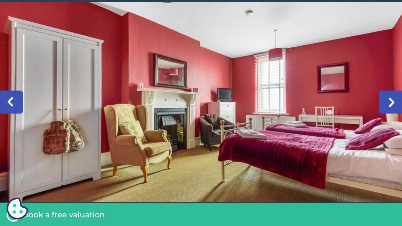 Portland House Hotel Ландриндод Уелс Екстериор снимка