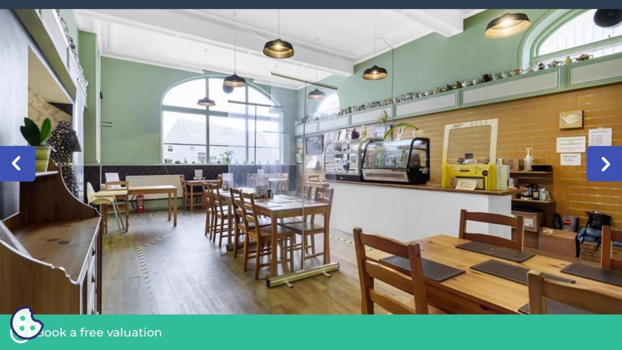 Portland House Hotel Ландриндод Уелс Екстериор снимка